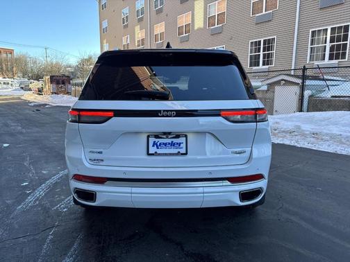 2022 Jeep Grand Cherokee 4xe Summit