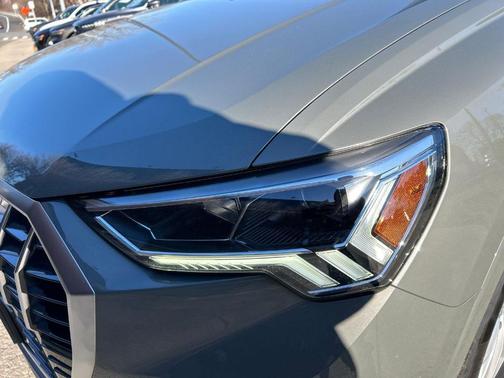 2022 Audi Q3 45 S line Premium Plus