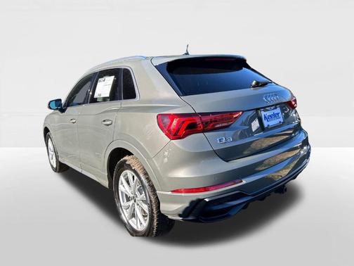 2022 Audi Q3 45 S line Premium Plus