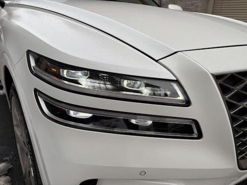 2023 Genesis GV80 