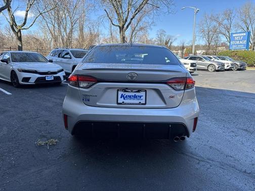 Classic Silver Metallic 2024 Toyota Corolla SE