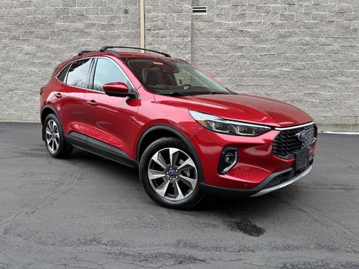 2023 Ford Escape Platinum