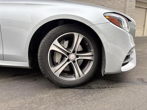 2017 Mercedes-Benz E-Class E 300 Luxury