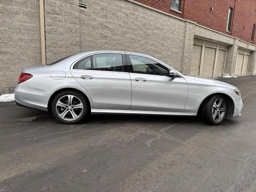 2017 Mercedes-Benz E-Class E 300 Luxury