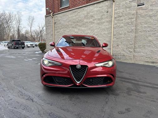 2018 Alfa Romeo Giulia Quadrifoglio