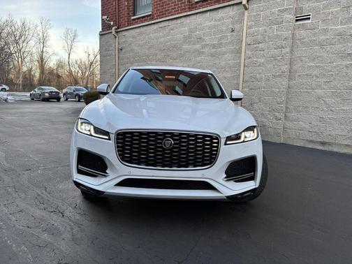 2023 Jaguar F-PACE S