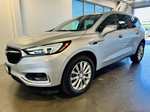 2020 Buick Enclave AWD Essence