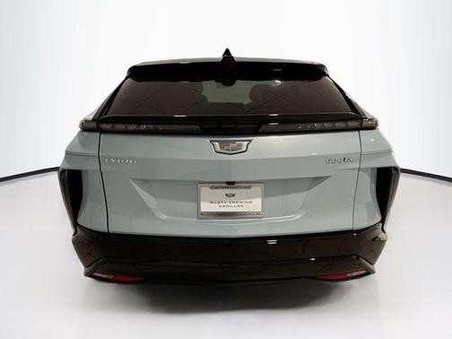 2025 Cadillac LYRIQ Sport