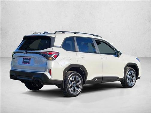 2025 Subaru Forester Base