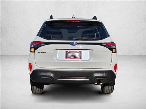 2025 Subaru Forester Base