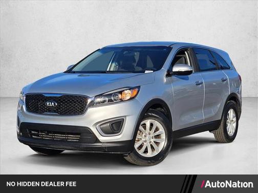 Sparkling Silver 2017 Kia Sorento L