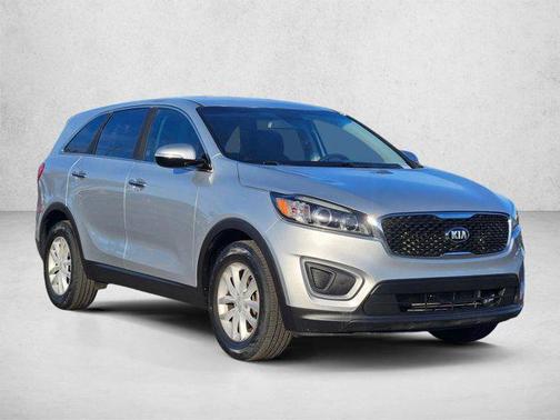 Sparkling Silver 2017 Kia Sorento L