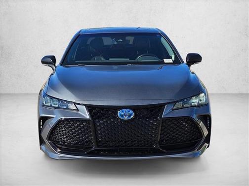 2019 Toyota Avalon Hybrid XSE