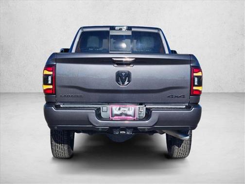 2022 RAM 2500 Laramie Crew Cab 4x4 6'4' Box