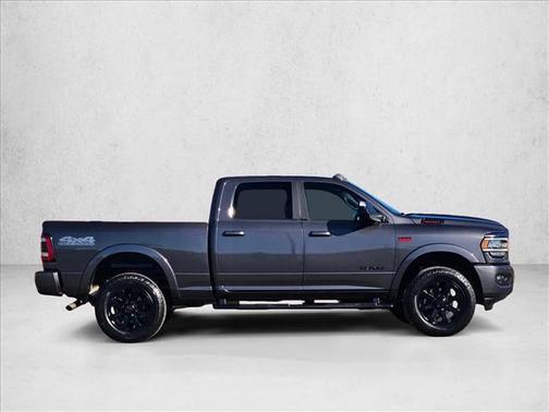 2022 RAM 2500 Laramie Crew Cab 4x4 6'4' Box