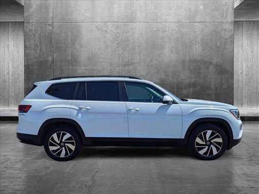 2024 Volkswagen Atlas 2.0T SE w/Technology 4MOTION