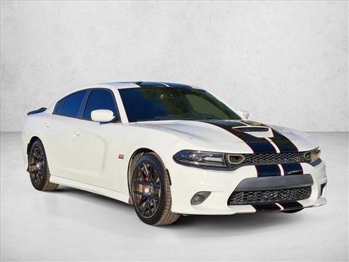 2016 Dodge Charger R/T Scat Pack