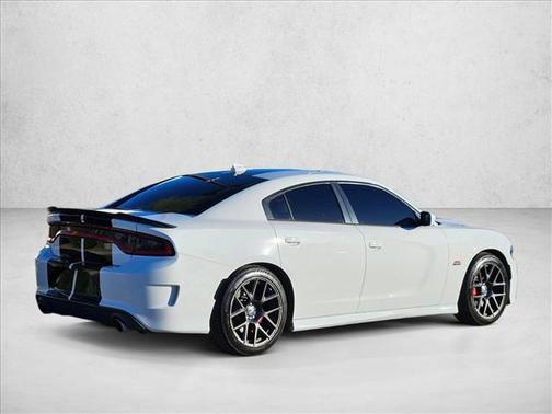 2016 Dodge Charger R/T Scat Pack