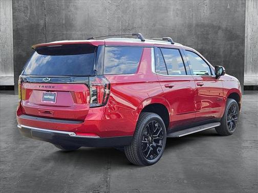 2025 Chevrolet Tahoe LS