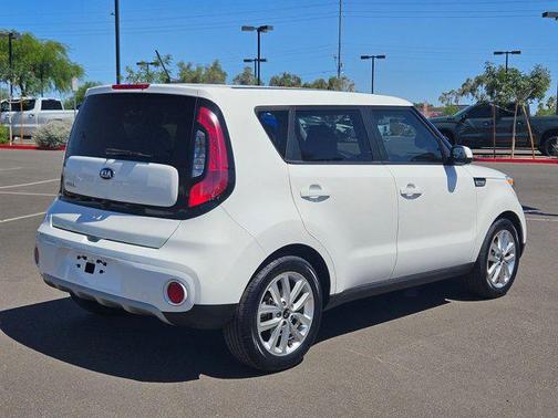 2019 Kia Soul +