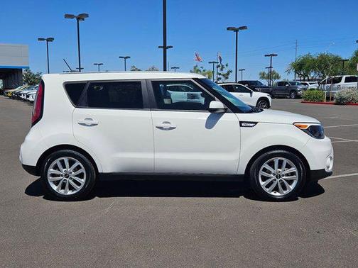 2019 Kia Soul +