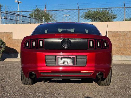 2014 Ford Mustang V6