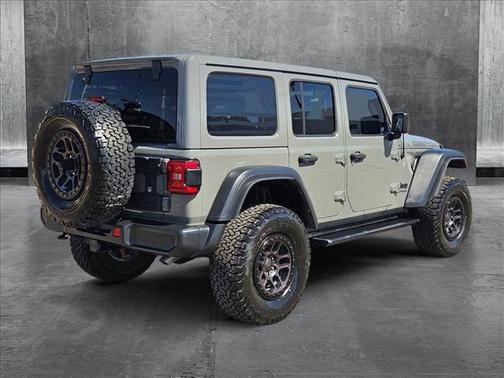 2022 Jeep Wrangler Unlimited High Tide 4x4