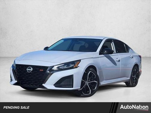 2023 Nissan Altima SR FWD