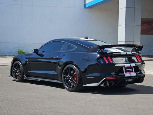 Shadow Black 2020 Ford Shelby GT500 Base