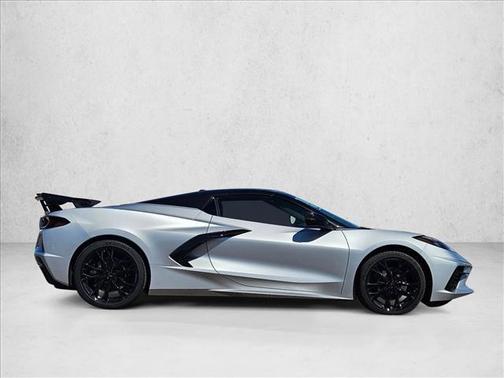 2026 Chevrolet Corvette Stingray w/2LT