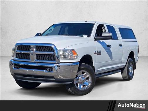 Bright White Clearcoat 2018 RAM 2500 Tradesman Crew Cab 4x4 6'4' Box