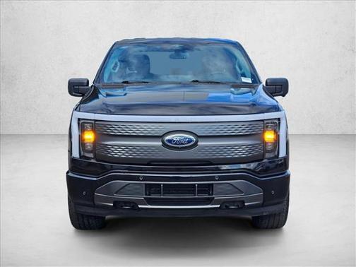 2023 Ford F-150 Lightning XLT