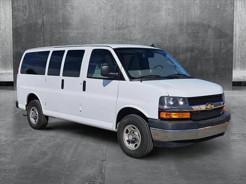 2020 Chevrolet Express 2500 RWD 2500 Regular Wheelbase LT