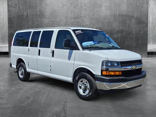 2020 Chevrolet Express 2500 RWD 2500 Regular Wheelbase LT