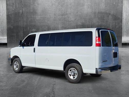 2020 Chevrolet Express 2500 RWD 2500 Regular Wheelbase LT