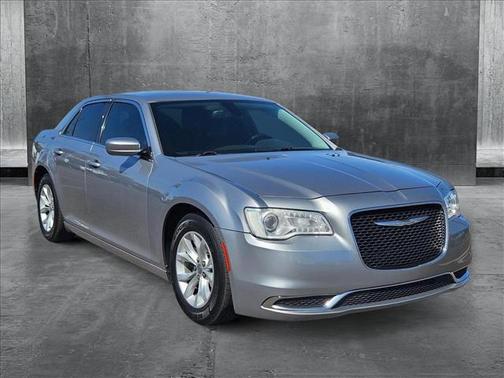 2015 Chrysler 300 Limited