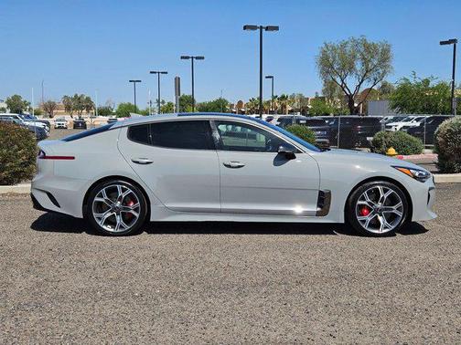 2019 Kia Stinger GT2