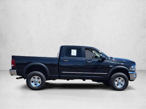 Brilliant Black Crystal Pearlcoat 2016 RAM 2500 Power Wagon