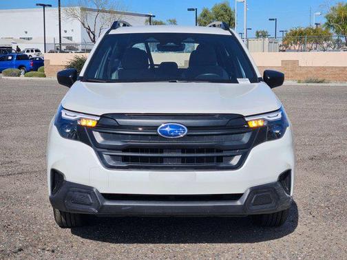 2025 Subaru Forester Base