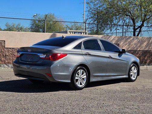 2014 Hyundai SONATA GLS