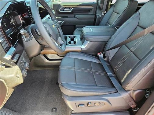 Radiant Red Tintcoat 2026 Chevrolet Silverado 2500 High Country