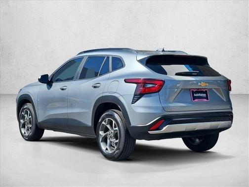 Sterling Gray Metallic 2025 Chevrolet Trax LT