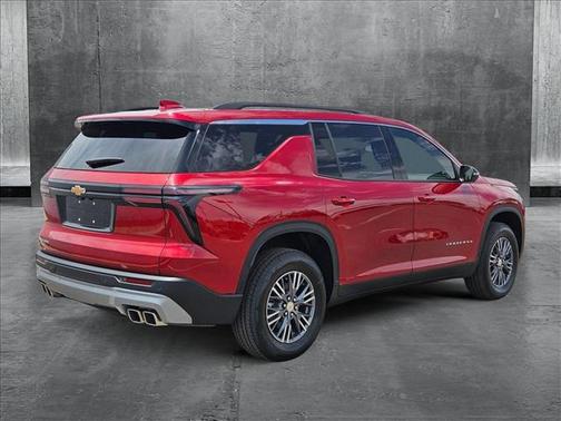 2025 Chevrolet Traverse LT