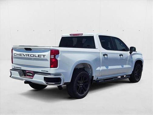 2025 Chevrolet Silverado 1500 Custom