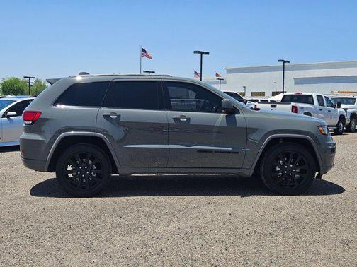 2020 Jeep Grand Cherokee Altitude