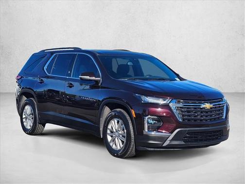 2022 Chevrolet Traverse LT Cloth