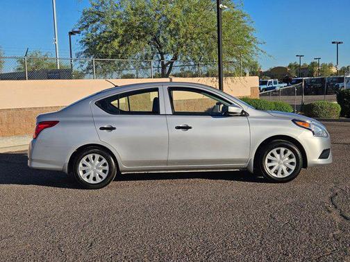 2017 Nissan Versa S