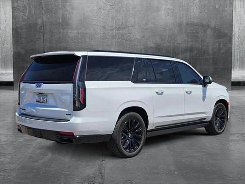 2023 Cadillac Escalade ESV Sport