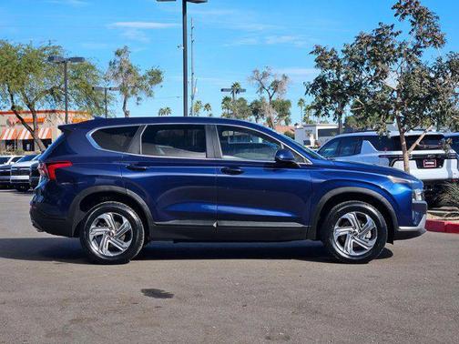 2022 Hyundai SANTA FE SE