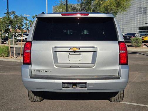 2019 Chevrolet Suburban LT
